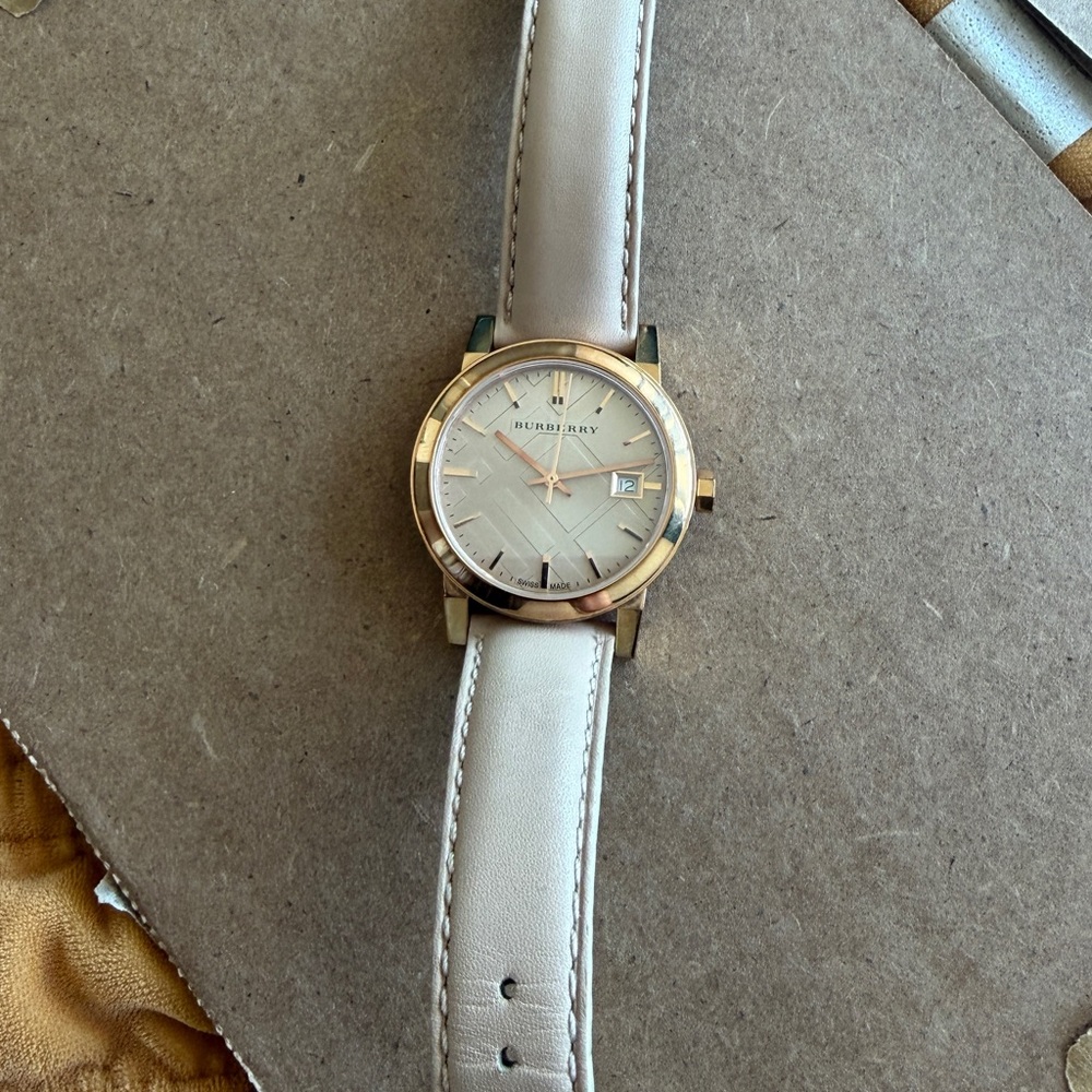 Burberry Cream Leather Strap Gold-Tone Dial Watch